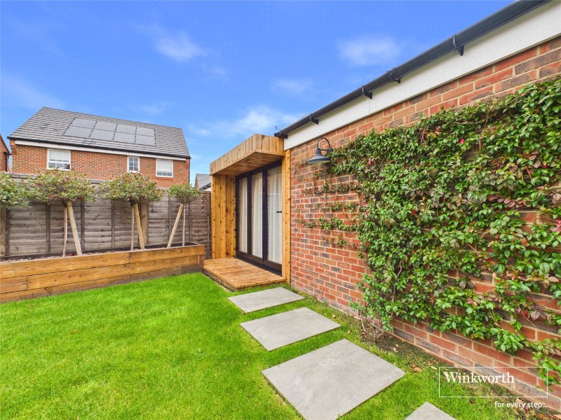 Wheat Street, Finchwood Park, Wokingham, Berkshire, RG40