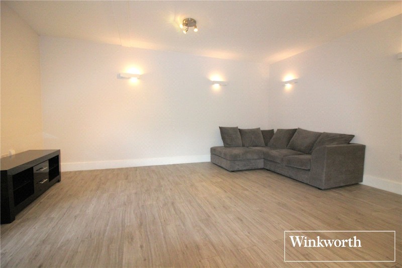 Hale Lane, London, NW7