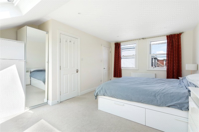 Broadwater Road, London, SW17