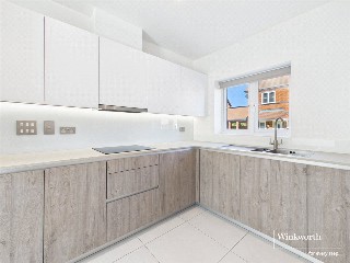 Hazylwood, Wokingham, Berkshire, RG40