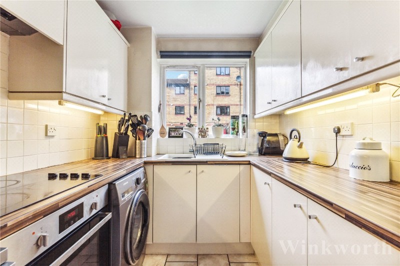 Samuel Close, London, SE14