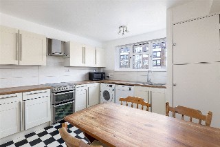 St. John&#39;s Avenue, London, SW15