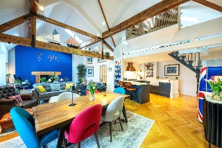 Kensington Church Court, Kensington, London, W8