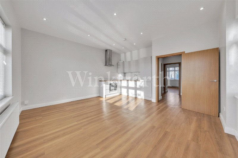 Templars Avenue, London, NW11