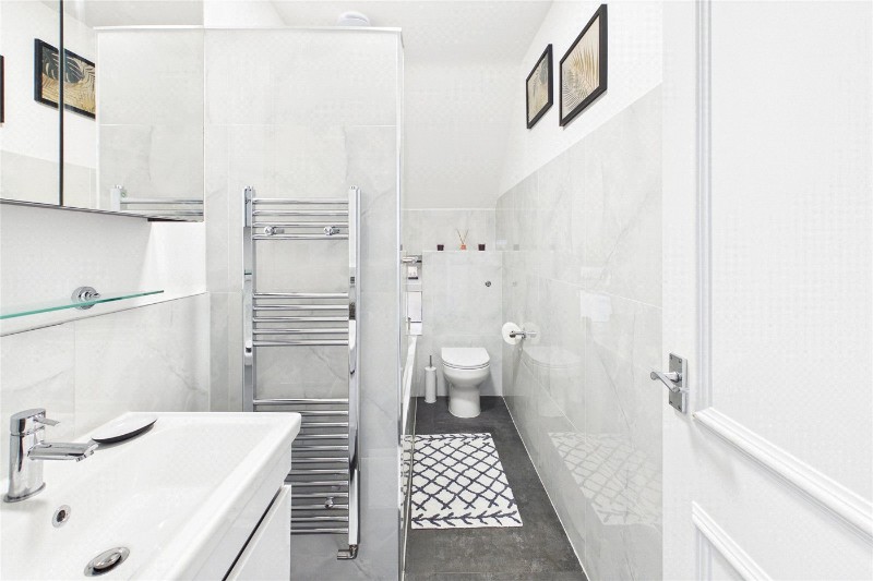 Gleneagle Road, London, SW16