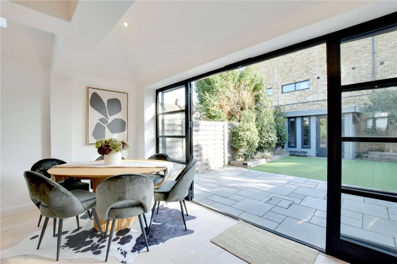 Manor Lane, Lee, London, SE12
