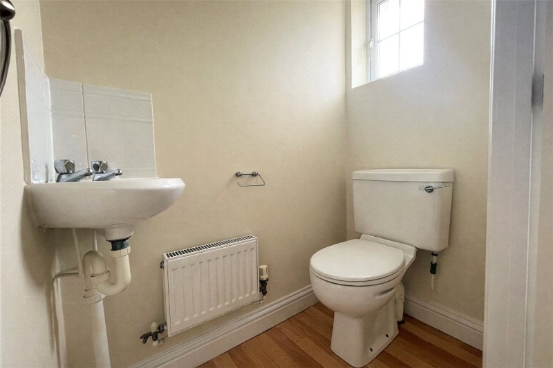 Rye Close, Sleaford, Lincolnshire, NG34