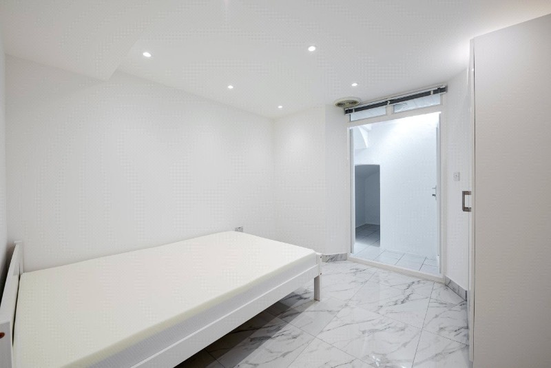 Upper Tachbrook Street, London, SW1V