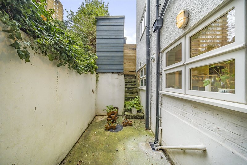 Driffield Road, London, E3