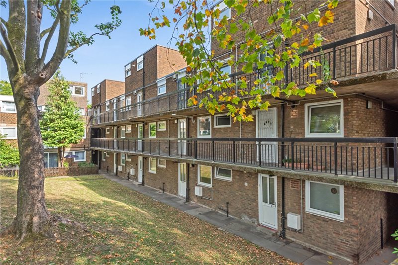 Spring Gardens, London, N5