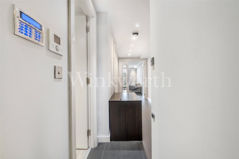 Finchley Road, London, NW2
