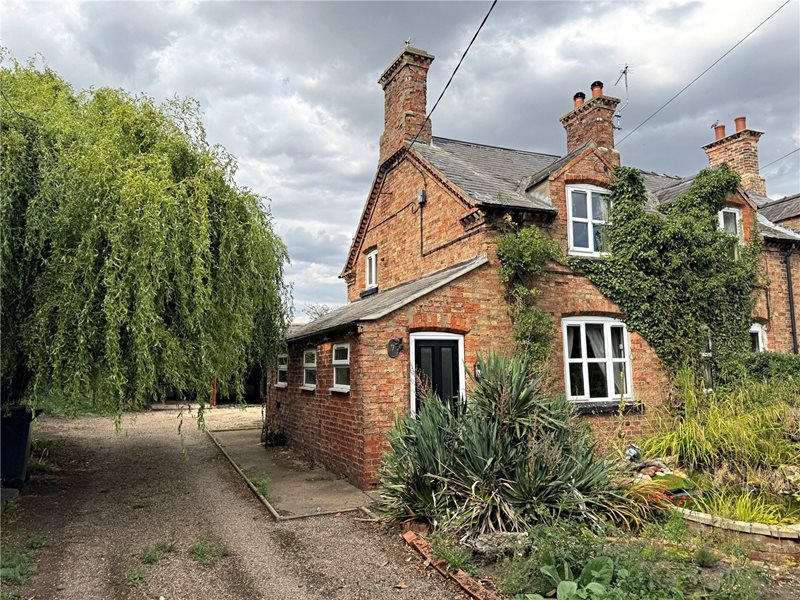 Main Street, Swarby, Sleaford, NG34