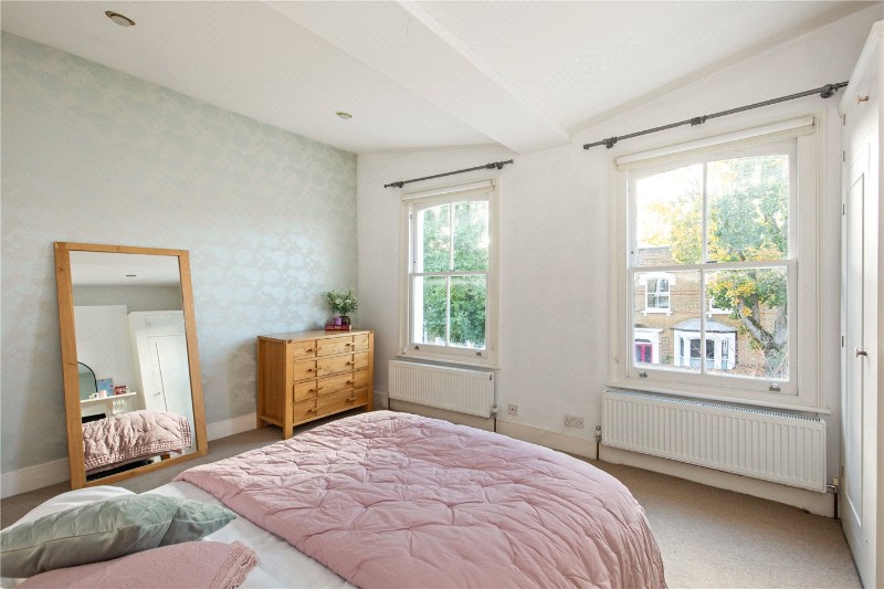 Plimsoll Road, London, N4