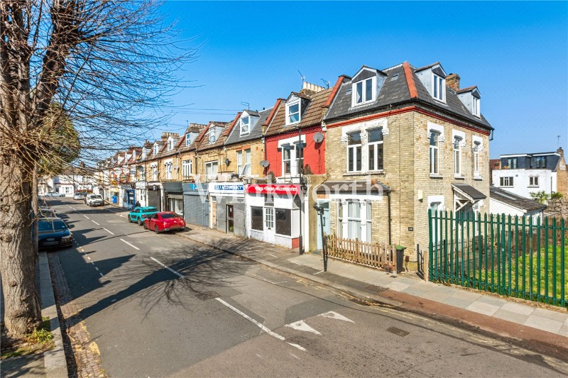 Whittington Road, London, N22