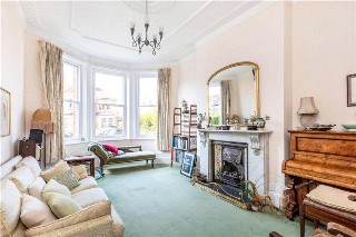 Hillersdon Avenue, Barnes, London, SW13