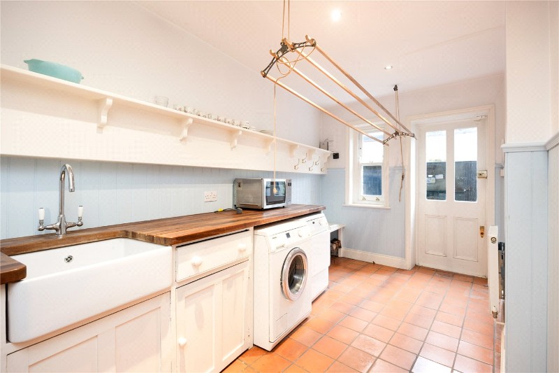 Lower Common South, London, SW15