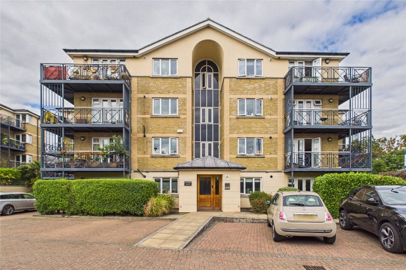Rubens Place, London, SW4