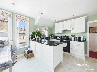 Donnington Square, Newbury, Berkshire, RG14