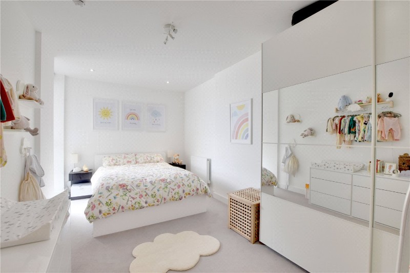 Granite Apartments, 30 River Gardens Walk, Greenwich, London, SE10
