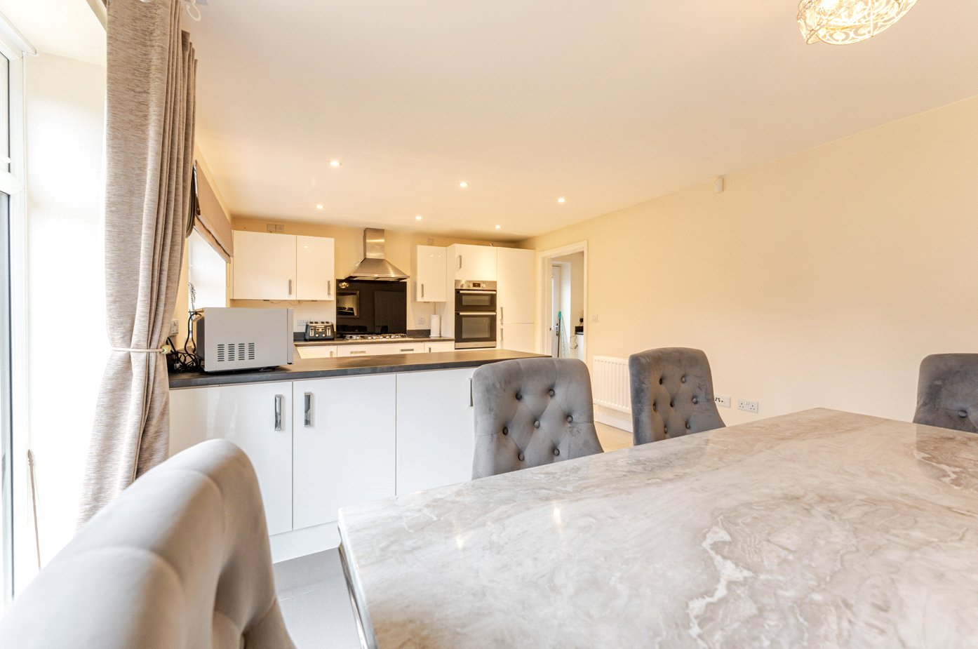 Dining Bd To Kitchen