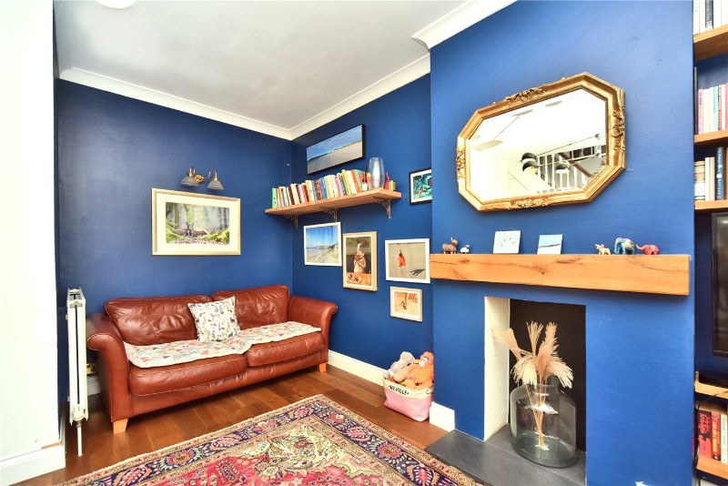 Clifton Avenue, Sutton, SM2