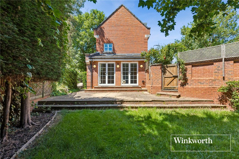 Tavistock Avenue, Mill Hill East, London, NW7