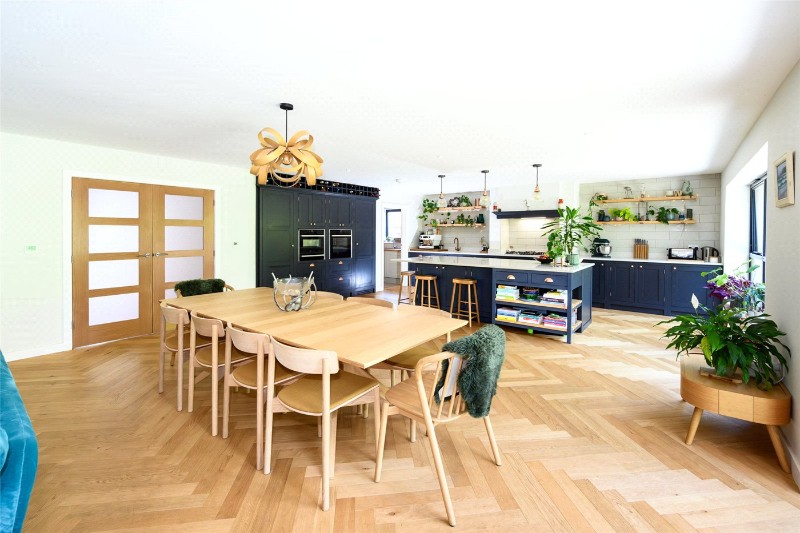 Hurstbourne Avenue, Highcliffe, Dorset, BH23