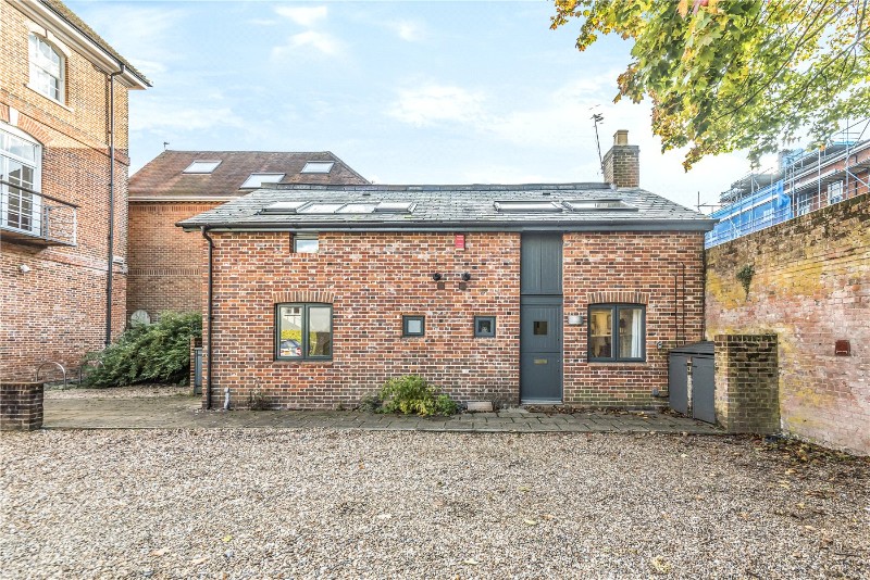 St. Thomas Street, Winchester, Hampshire, SO23