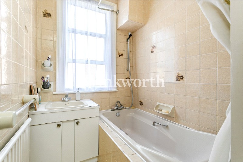 Fox Lane, London, N13