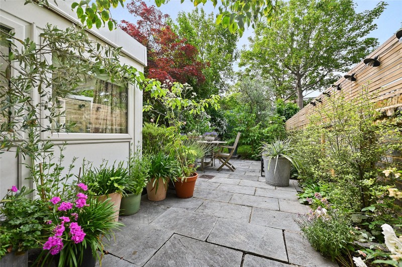 Goldhawk Road, London, W12