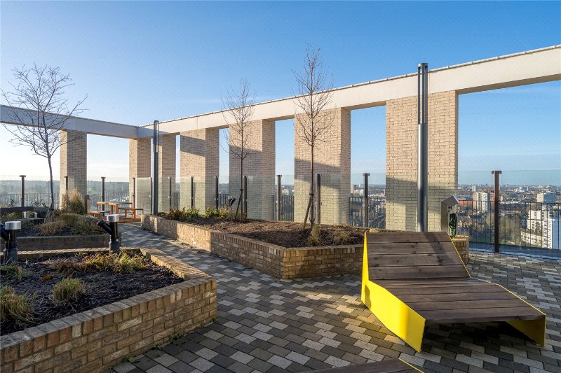 Herne Hill Road, London, SE24