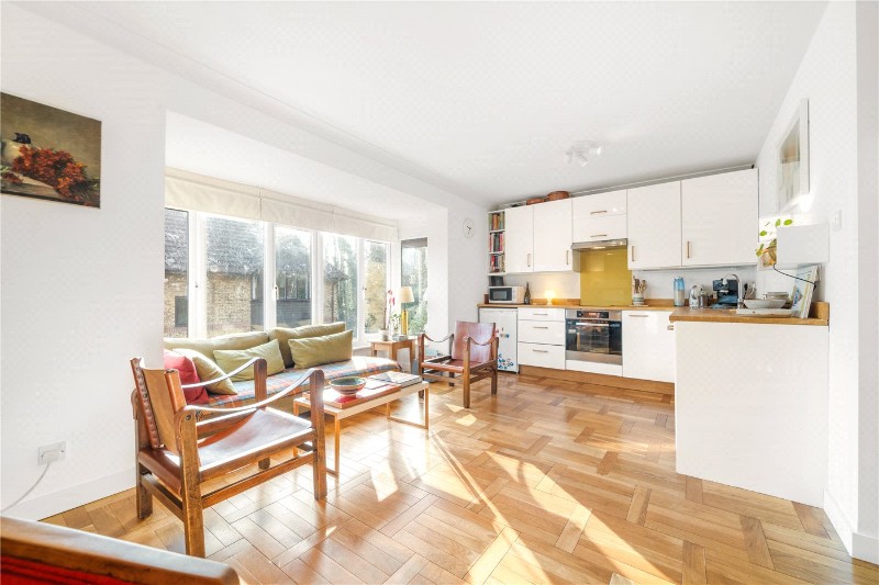 Linwood Close, London, SE5
