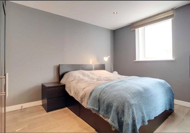Western Gateway, London, E16