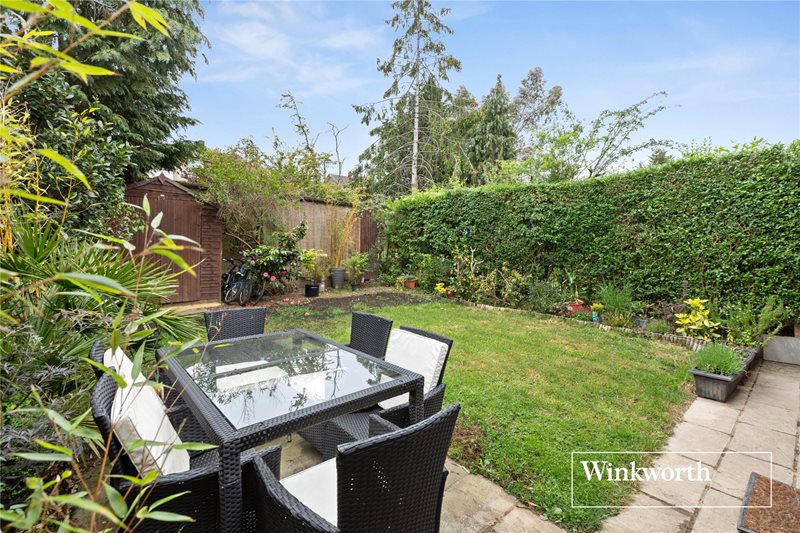 Denton Close, Barnet, EN5