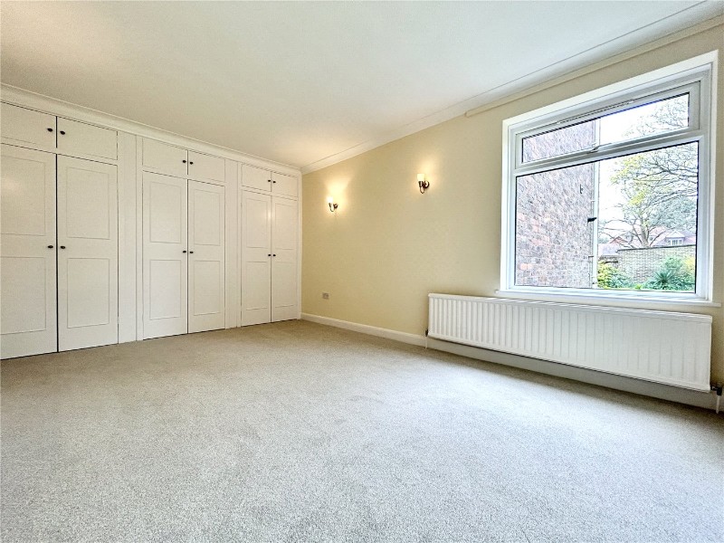 West Cliff Road, Bournemouth, BH4