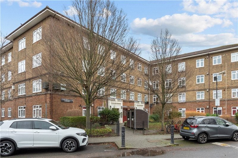 Lansdowne Green, London, SW8