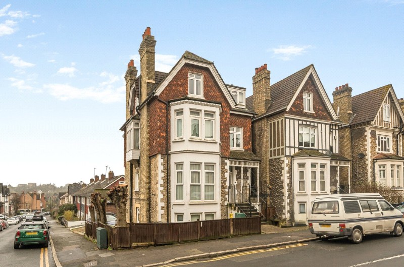 Gatestone Road, London, SE19