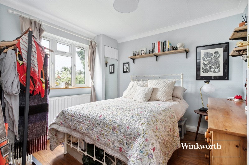 Warwick Road, New Barnet, EN5