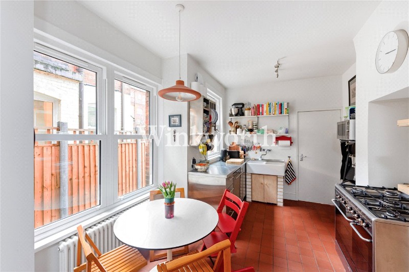 Lymington Avenue, London, N22