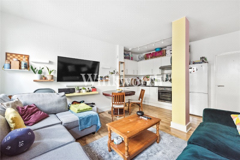 Spencer Avenue, London, N13