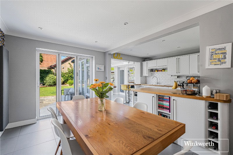 Heywood Drive, Bagshot, Surrey, GU19