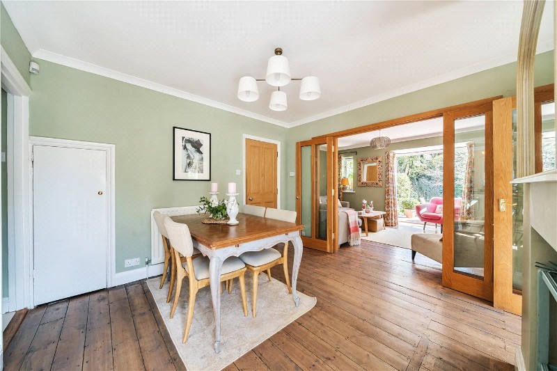 Old Compton Lane, Farnham, Surrey, GU9
