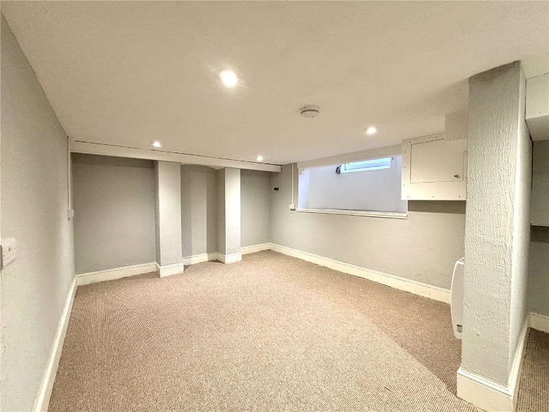 Cedar Road, Northampton, Northamptonshire, NN1