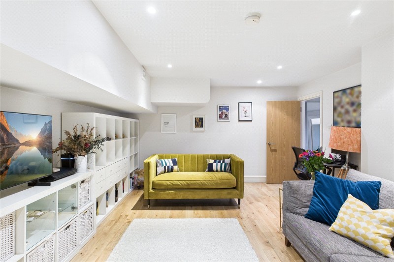 Dalberg Road, London, SW2