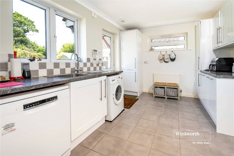 Brownhill Road, Wootton, Nr New Milton, Hampshire, BH25
