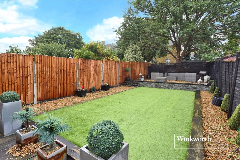 Rougemont Avenue, Morden, SM4
