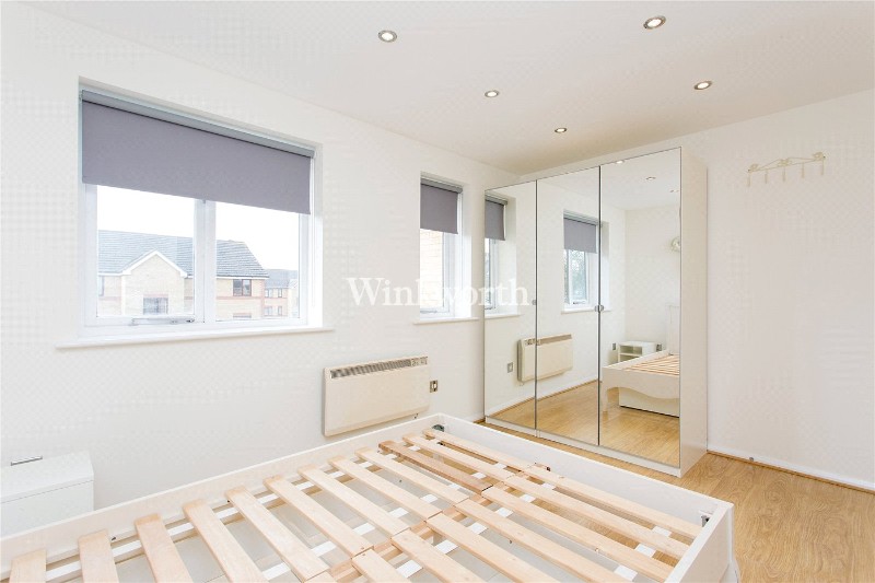 Draycott Close, London, NW2