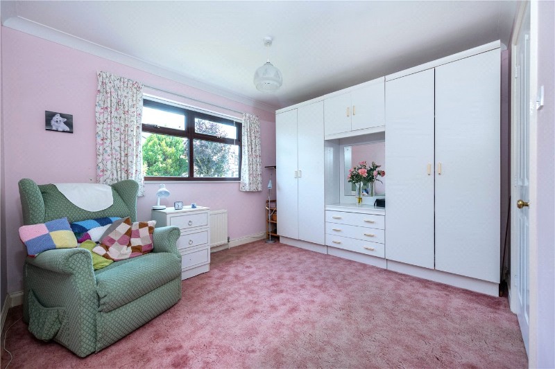 Dorchester Avenue, Bourne, PE10