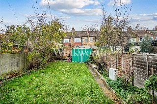 Arnold Gardens, London, N13