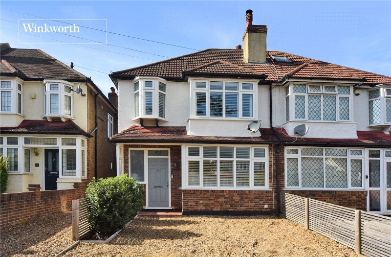 Ardrossan Gardens, Worcester Park, Surrey, KT4